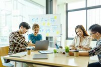 ウェルネスビジネス アカデミー<br />ウェルネス事業開発【3ヶ月集中講座】2026年4月開講！<br />「AIと対話しながら、自社の資源と強みを活かした新規事業をプランニングする」