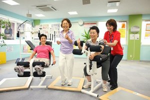 正しい運動習慣を啓発し、増大する介護費・医療費の削減に寄与する