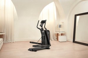 家庭用フィットネスマシンTechnogym Elliptical登場 関節に衝撃が少ない全身ワークアウト<br />