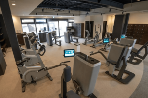 最先端のIoTマシンで17分30秒からできる新感覚フィットネス「4H fitness」にhacomono導入