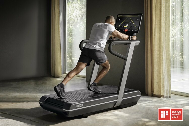 イメージ トレーニング スプリントダッシュ トレッドミル Technogym Run が 2024 iFデザインアワードを受賞 | Fitness Business